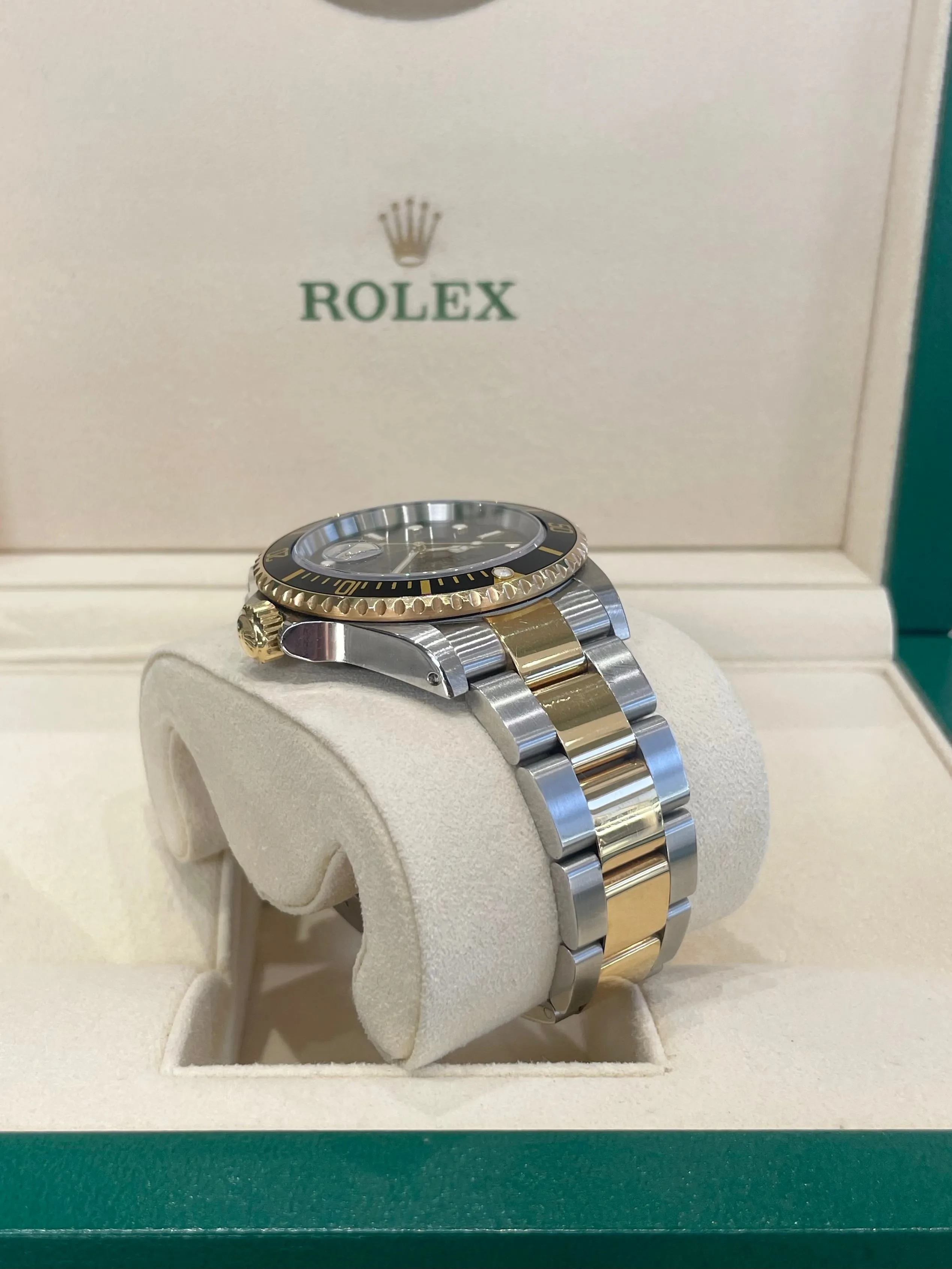 2000 Rolex Submariner 16613LN