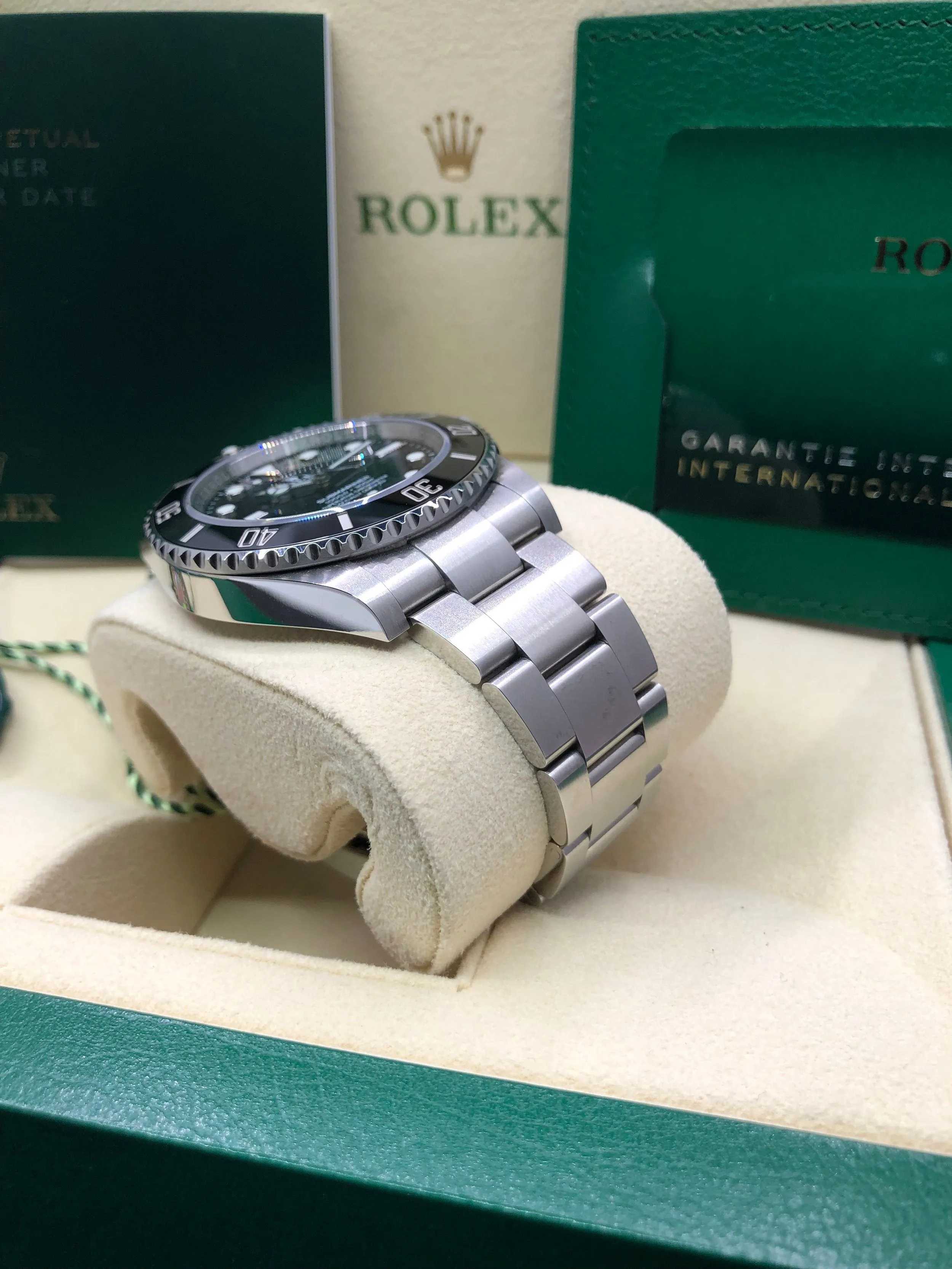 2023 Rolex Submariner No Date 124060