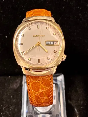 Accutron Bulova Unique Designer Solid YG Rare Men's Wrist Watch - $10K APR w/COA