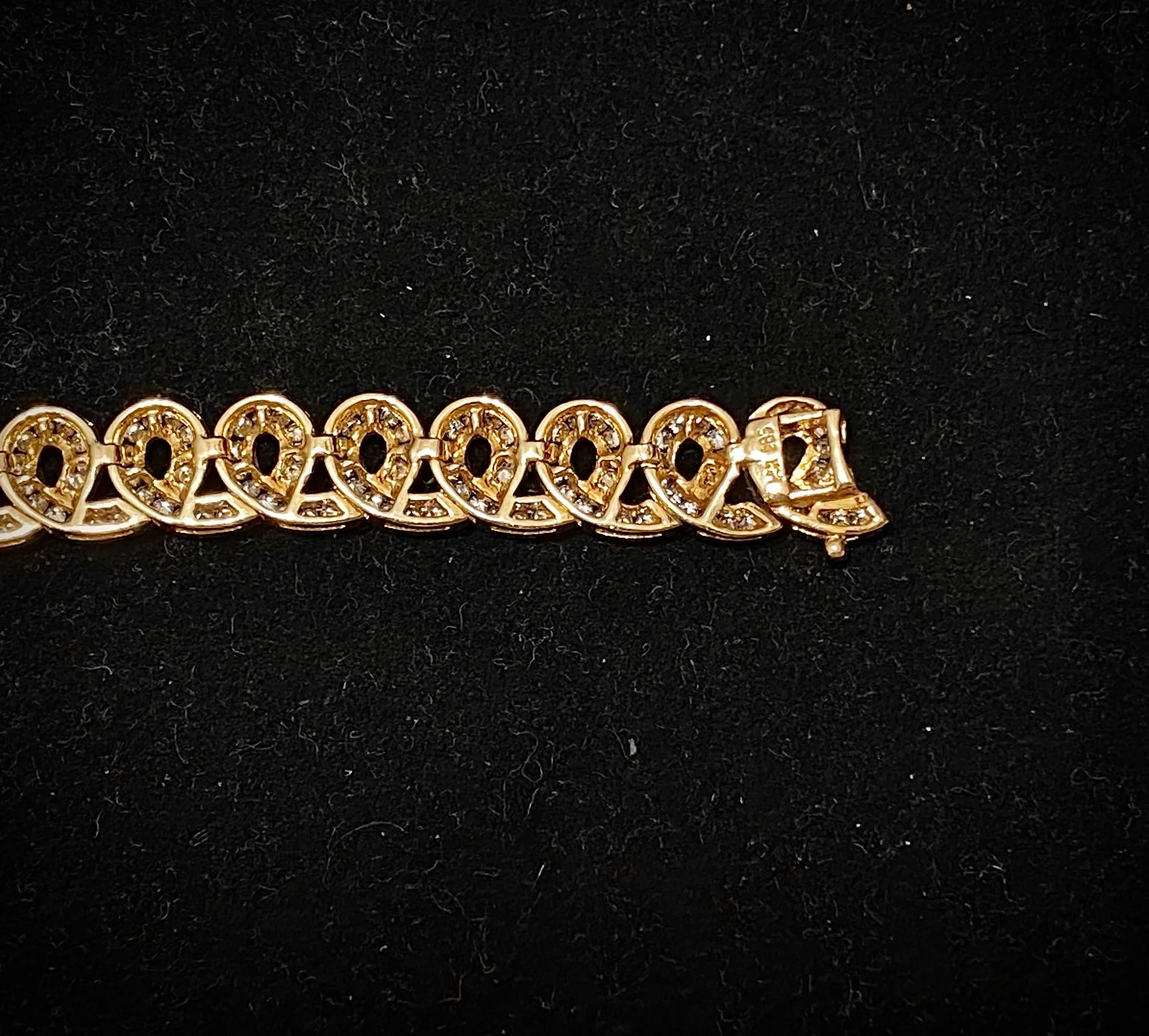 BRACELET Bvlgari style Unique Solid Yellow Gold w/338 Diamonds- $30K APR w/ CoA!