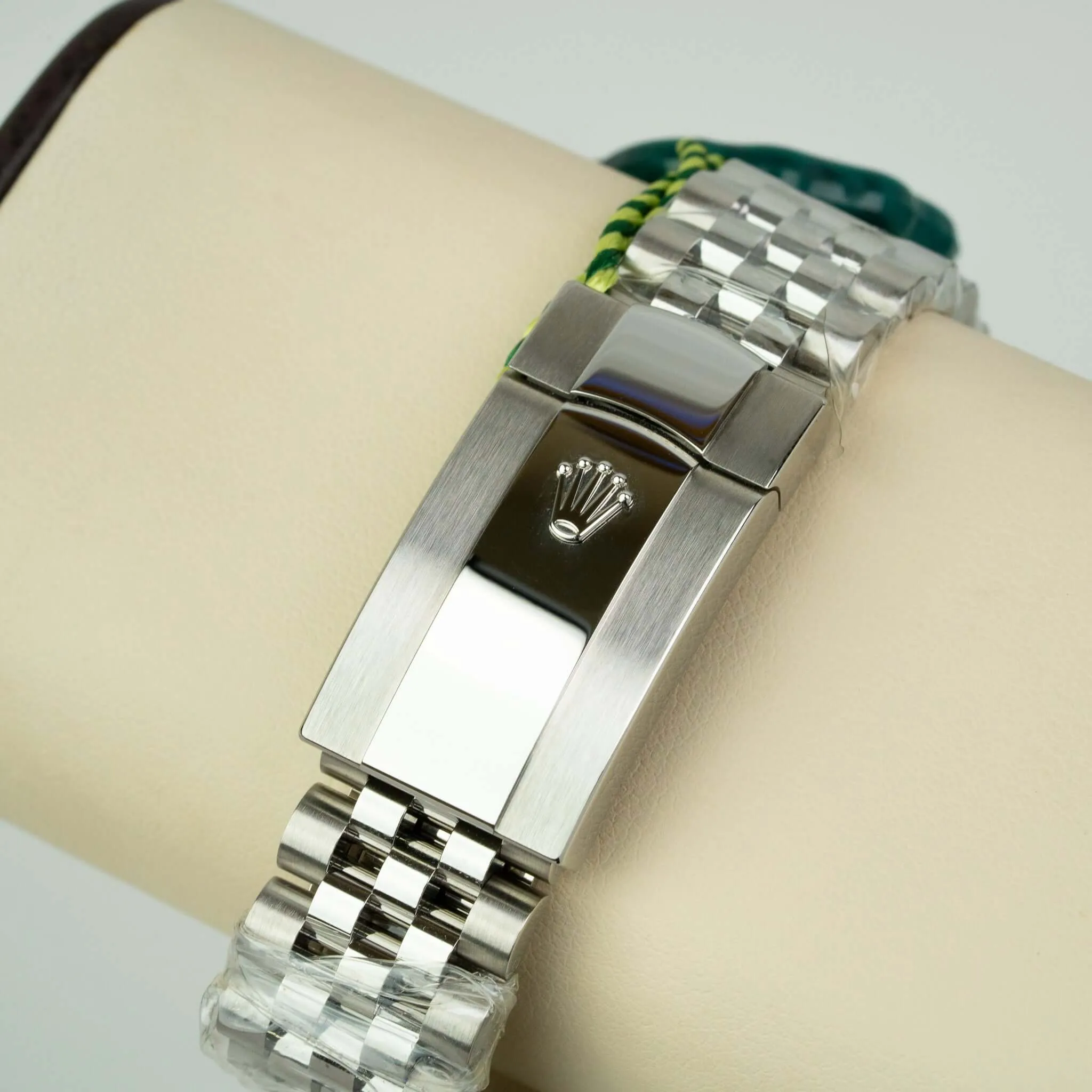 Brand New Rolex Datejust 41mm -16300- White Dial Jubilee Band